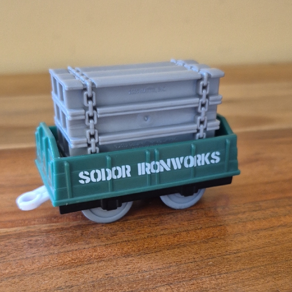 2009 Thomas & Friends Sodor Ironworks Train Car w/ Steel Cargo